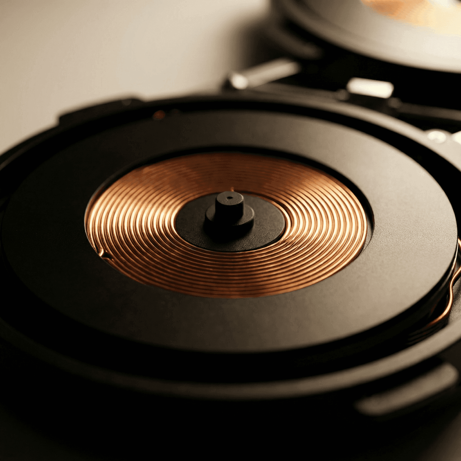 Bobina de cobre INDUHKA detalle